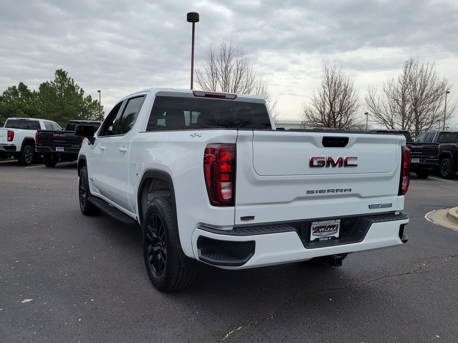 2025 GMC Sierra 1500 Elevation