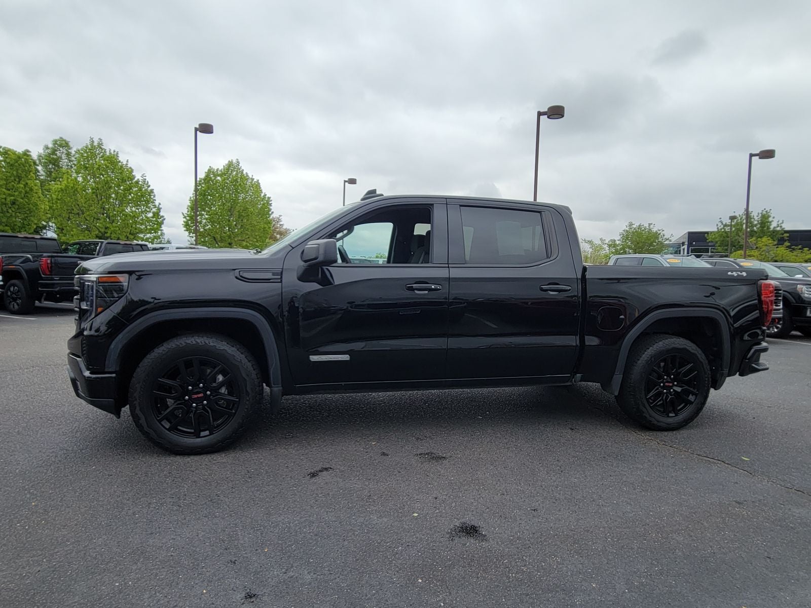 2023 GMC Sierra 1500 Elevation