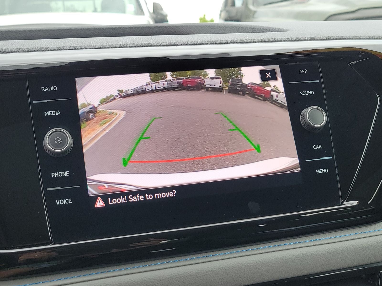 2024 Volkswagen Taos 1.5T SE Black