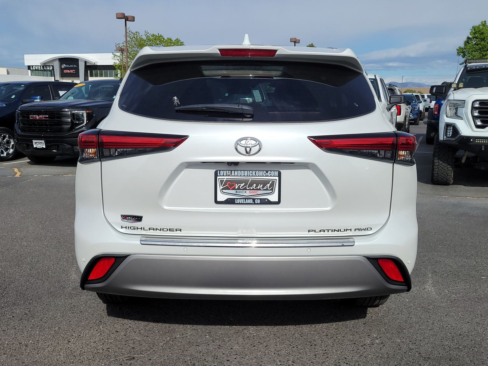 2023 Toyota Highlander Platinum