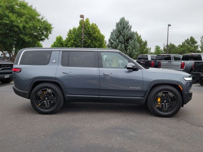 2024 Rivian R1S Adventure