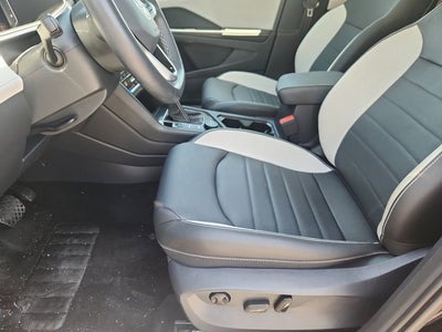 2025 Volkswagen Taos SEL