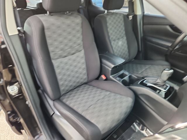 2018 Nissan Rogue Sport SV