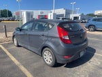 2012 Hyundai Accent 5-Door GS