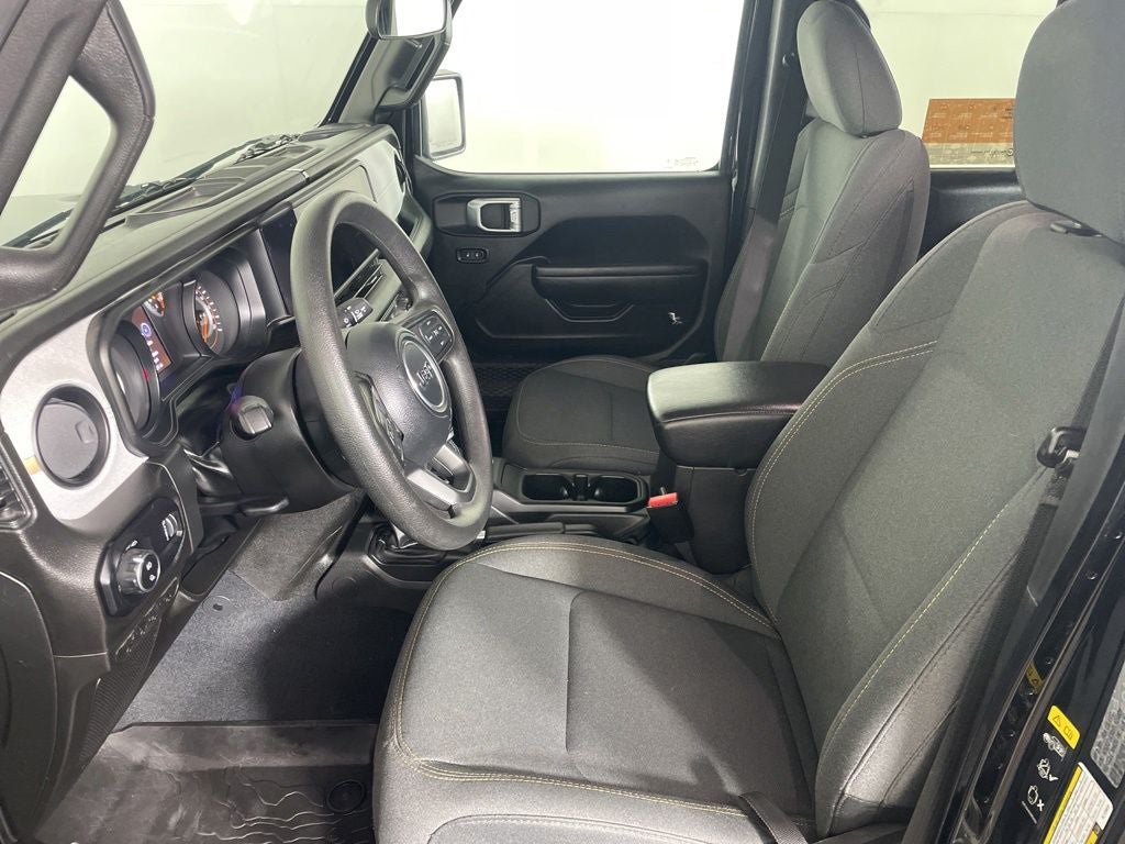 2024 Jeep Gladiator Nighthawk