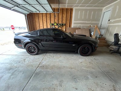 2006 Ford Mustang GT Deluxe