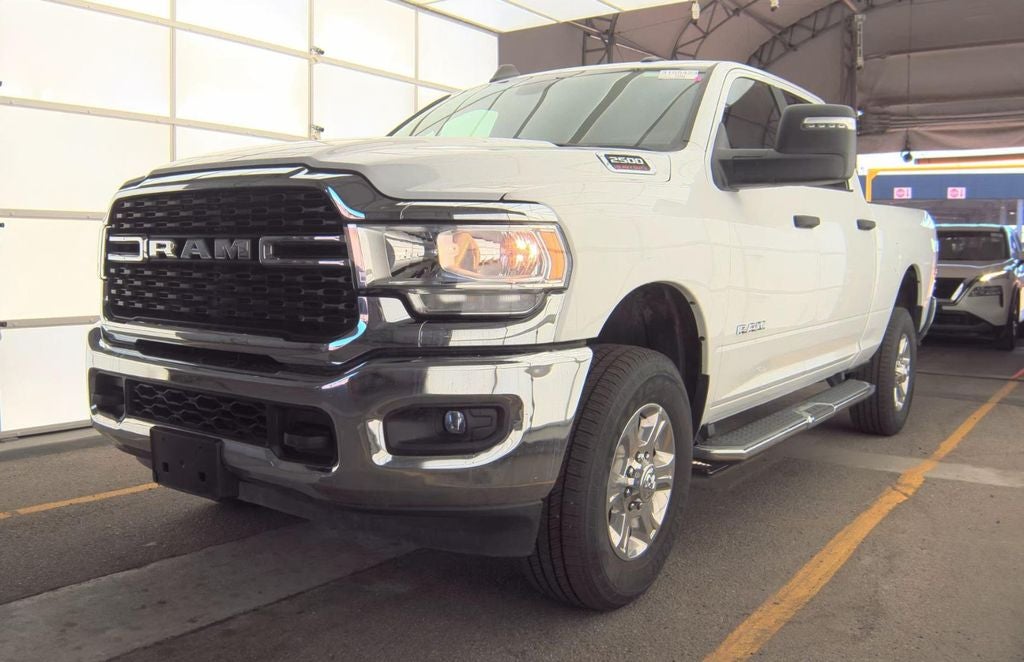 2024 RAM 2500 Big Horn Crew Cab 4x4 6'4' Box