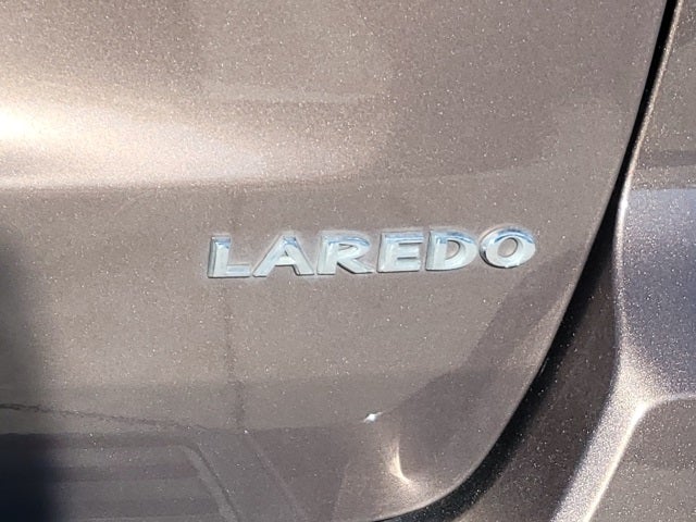 2017 Jeep Grand Cherokee Laredo