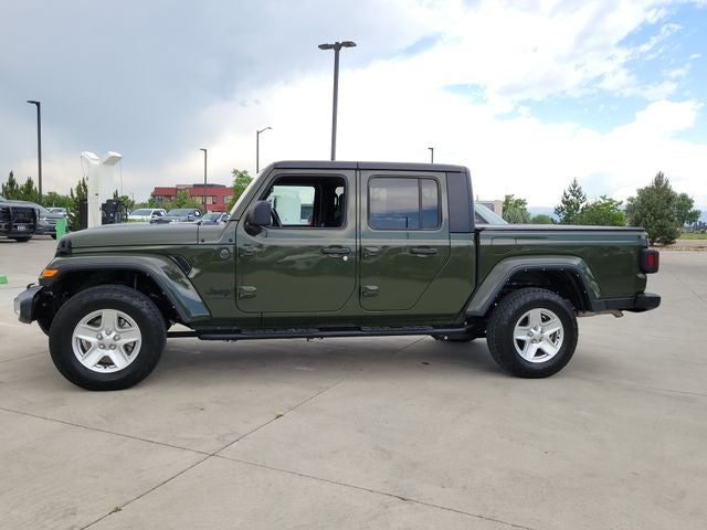 2022 Jeep Gladiator Sport