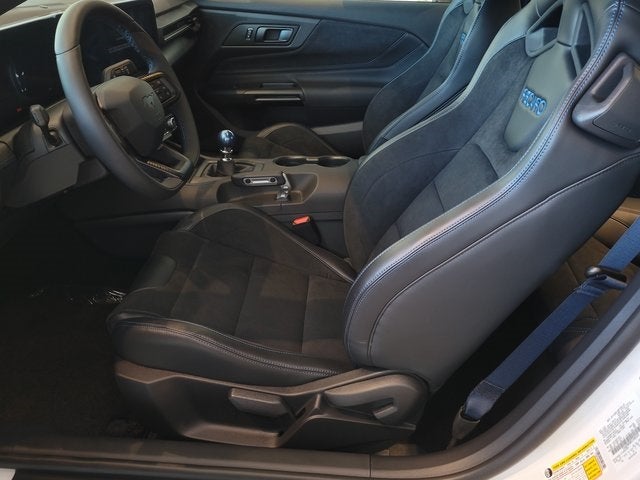 2025 Ford Mustang Dark Horse