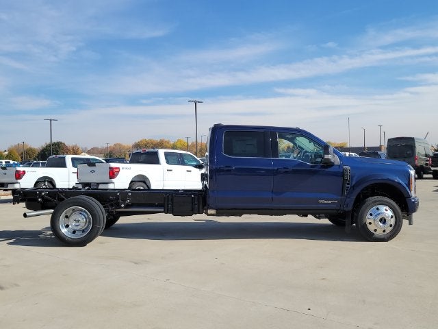 2027 Ford F-550 Platinum DRW