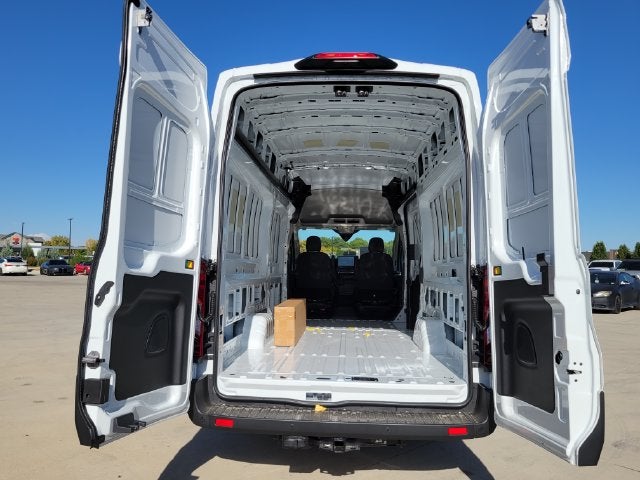 2027 Ford Transit-250 Base