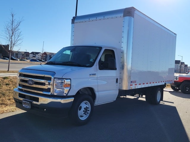 2026 Ford E-350SD Base Cutaway