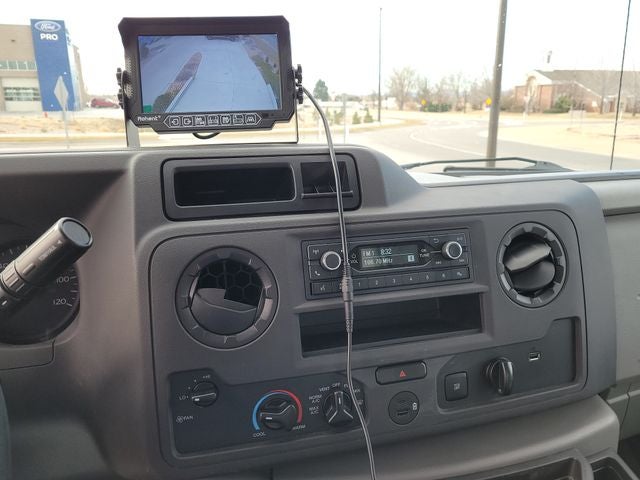 2022 Ford E-450SD Base