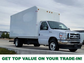 2022 Ford E-450SD