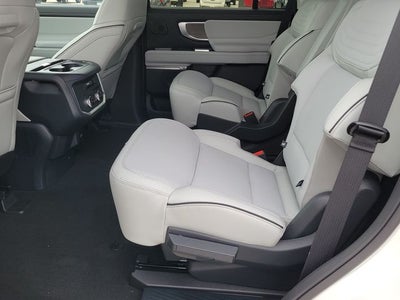 2026 Ford Expedition Platinum