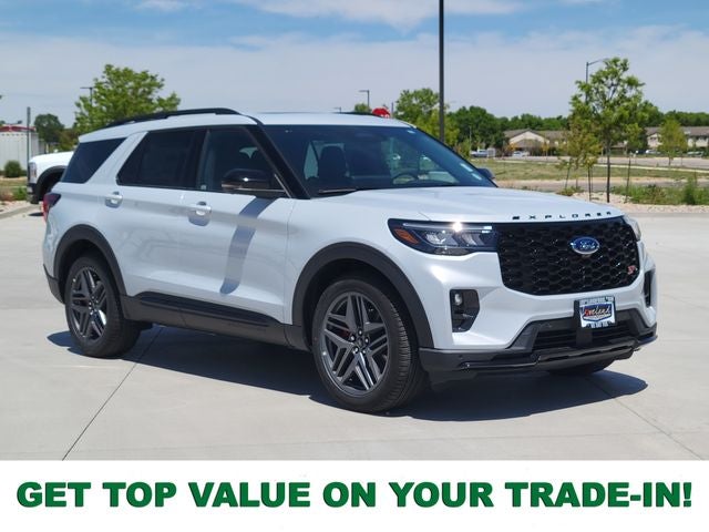 2026 Ford Explorer ST 4WD's photo