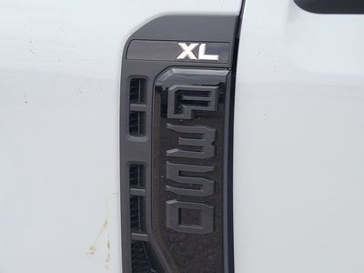 2027 Ford F-350 XL