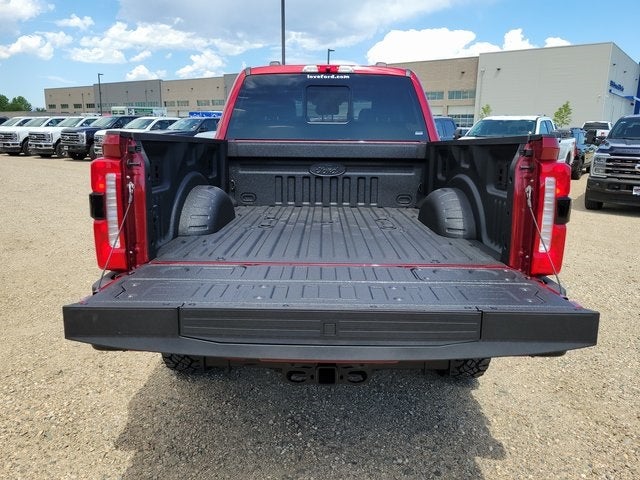 2025 Ford F-350SD Lariat