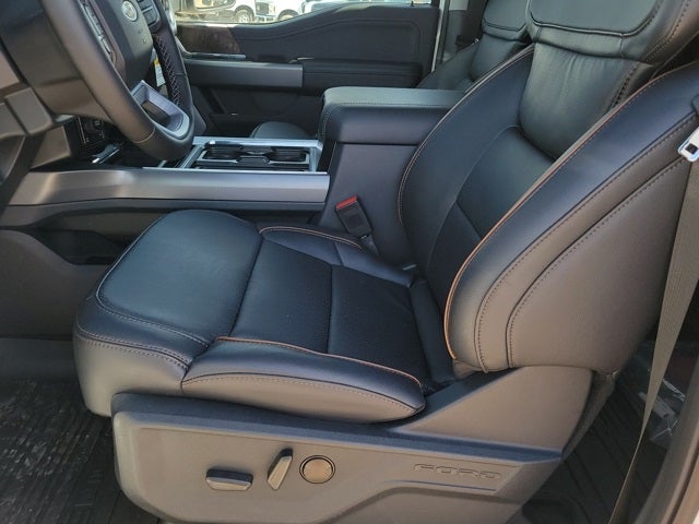 2025 Ford F-350SD Lariat