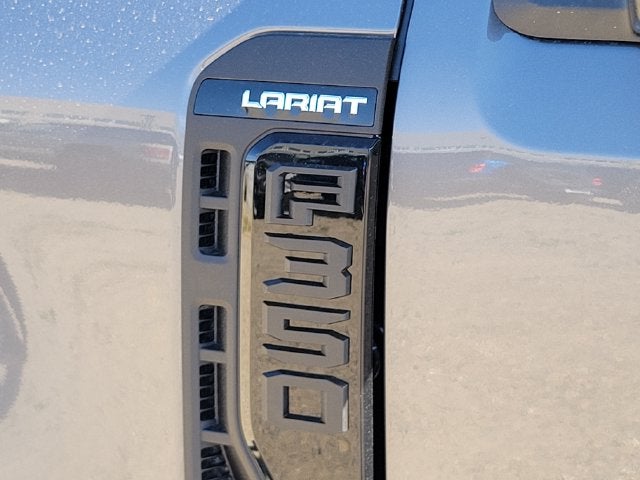 2027 Ford F-350 Lariat