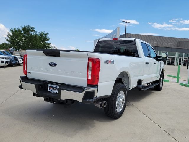 2026 Ford F-350 XLT