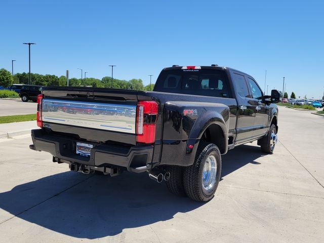 2026 Ford F-350SD Platinum DRW