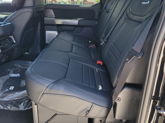 2026 Ford F-350SD Platinum DRW