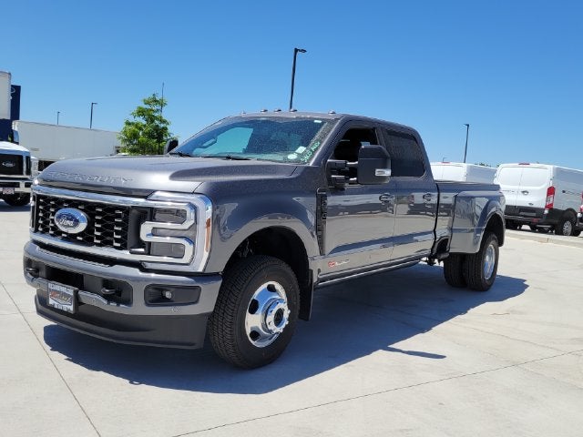2026 Ford F-350 Platinum DRW