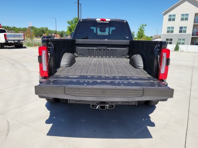 2026 Ford F-350SD Platinum DRW