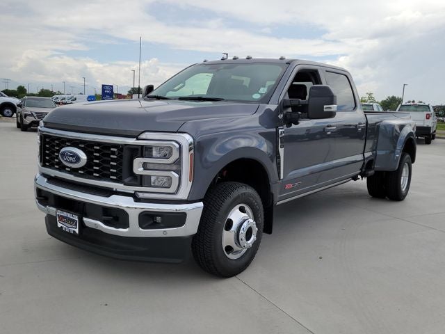 2026 Ford F-350 Lariat DRW