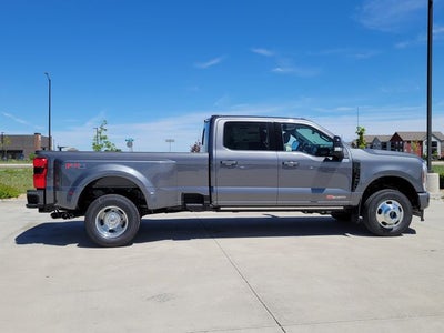 2026 Ford F-350SD Platinum DRW