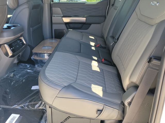 2026 Ford F-350SD Platinum DRW