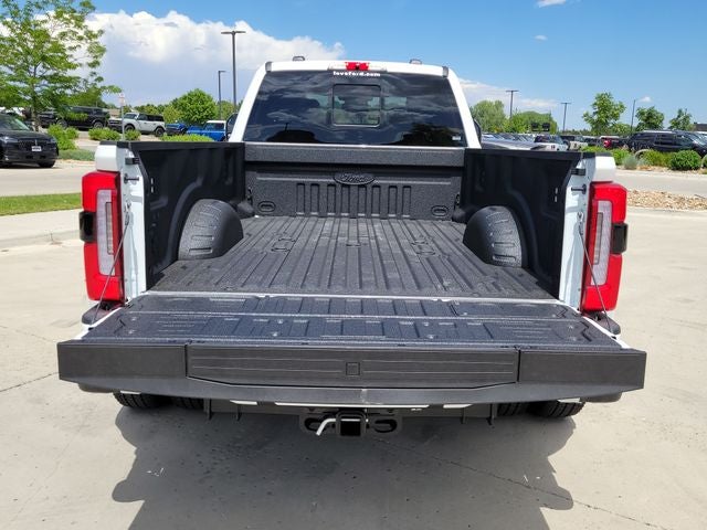 2026 Ford F-350SD Platinum DRW