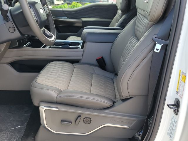 2026 Ford F-350SD Platinum DRW