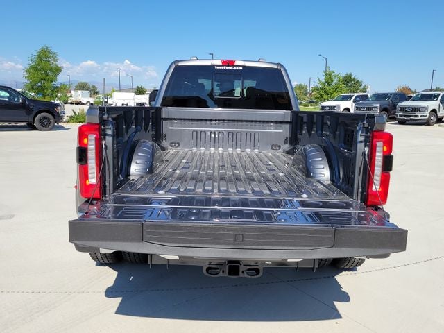 2026 Ford F-350 Lariat DRW
