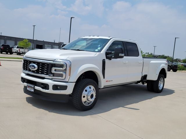 2026 Ford F-450SD Platinum DRW