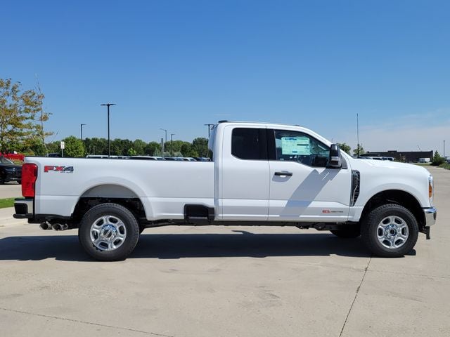 2027 Ford F-350 XLT