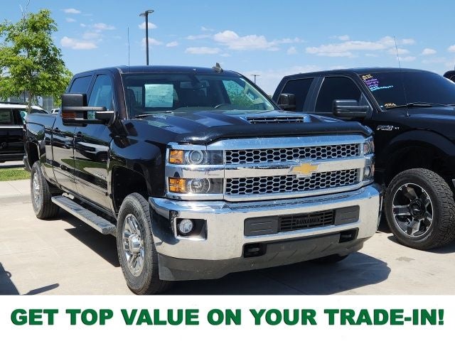2019 Chevrolet Silverado HD LT 4WD Crew Cab Standard Box's photo