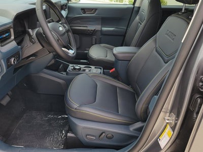 2025 Ford Maverick Lobo