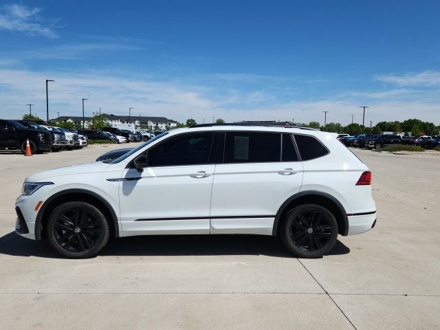 2022 Volkswagen Tiguan 2.0T SE R-Line Black