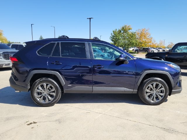 2022 Toyota RAV4 Hybrid XLE Premium