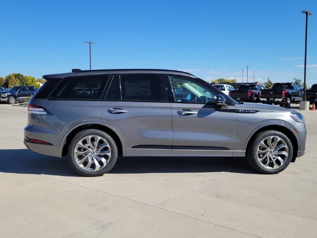 2027 Lincoln Aviator Premiere Premium