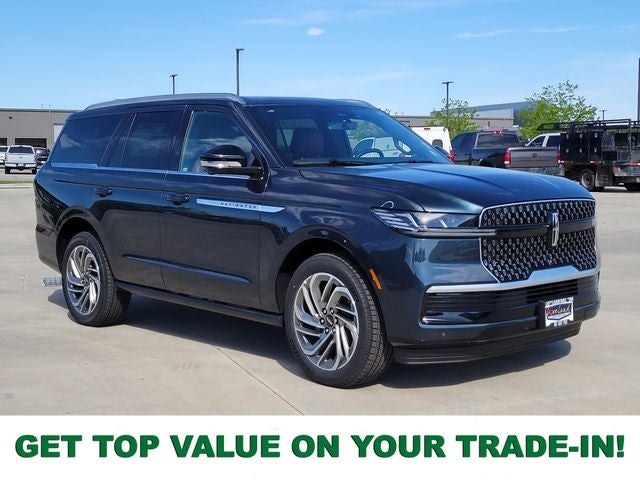 2026 Lincoln Navigator Reserve 4WD's photo
