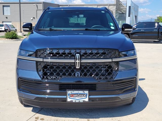 2027 Lincoln Navigator Reserve