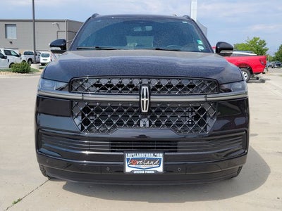 2027 Lincoln Navigator Reserve