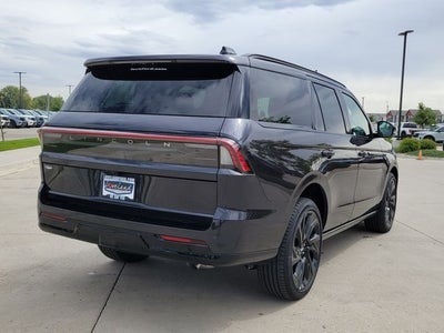 2027 Lincoln Navigator Reserve