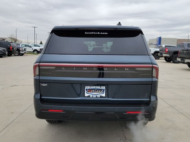 2026 Lincoln Navigator L Reserve