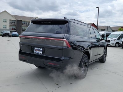 2026 Lincoln Navigator L Reserve