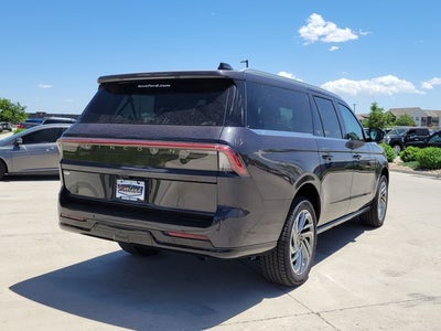 2026 Lincoln Navigator L Reserve